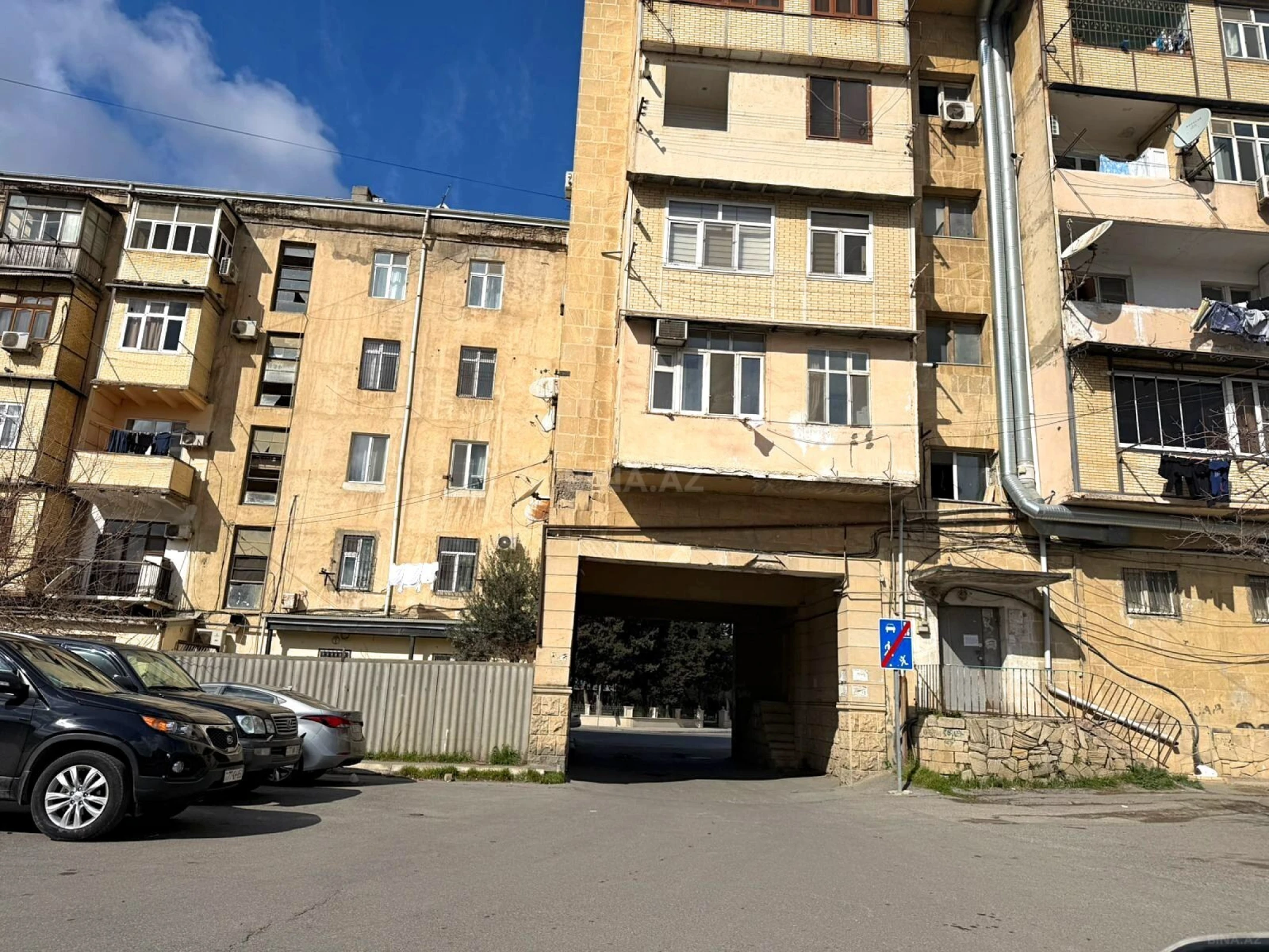 Satılır 1 otaqlı mənzil 45 m²