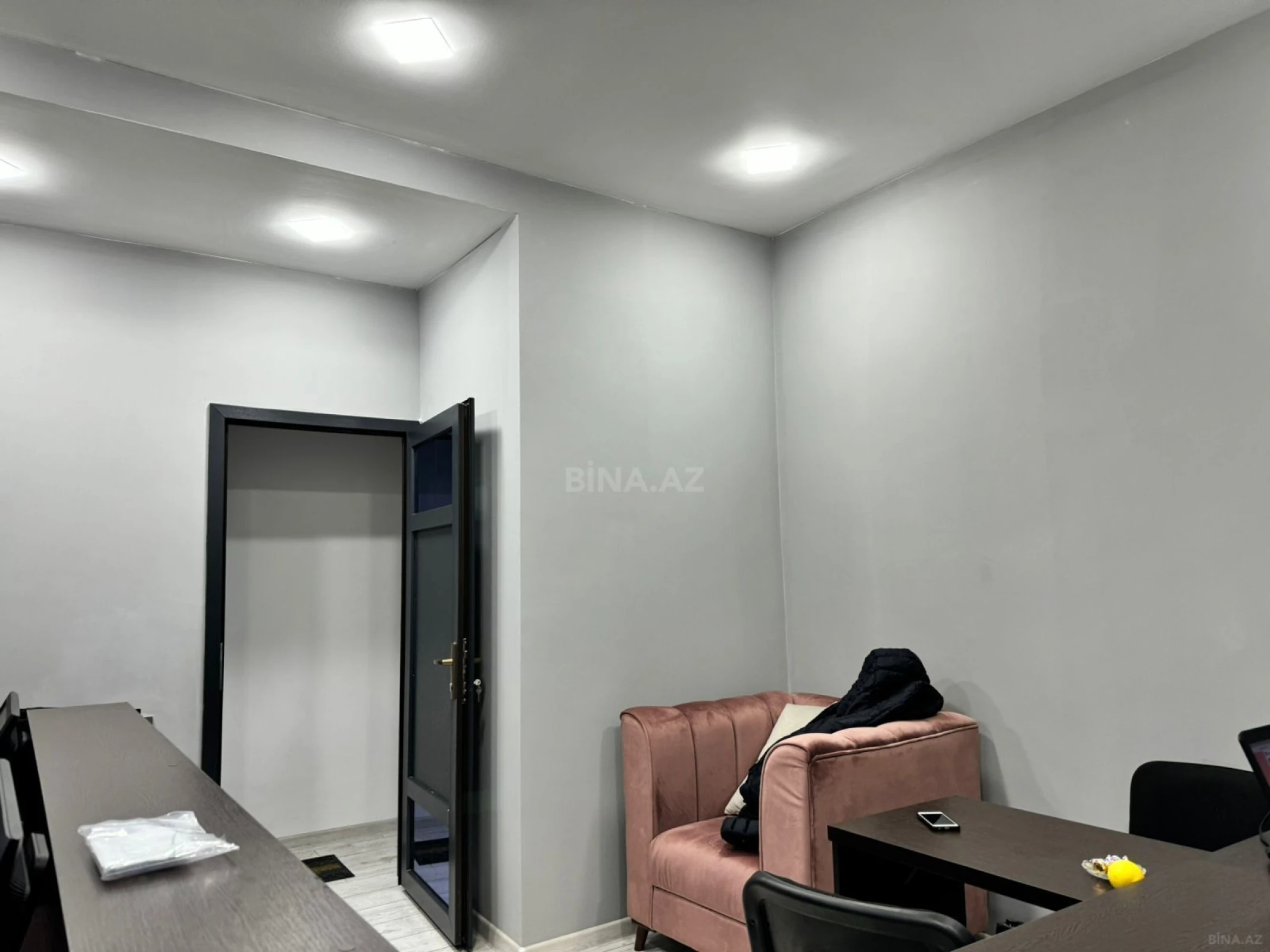 Satılır obyekt 40 m²