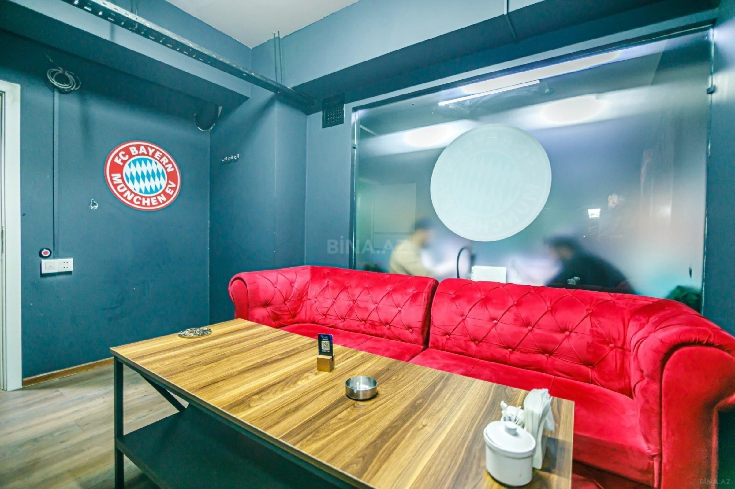 Satılır obyekt 457 m²