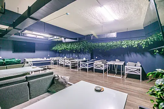 Satılır obyekt 457 m²