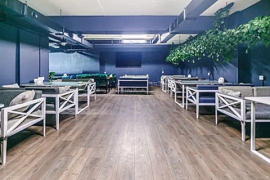 Satılır obyekt 457 m²