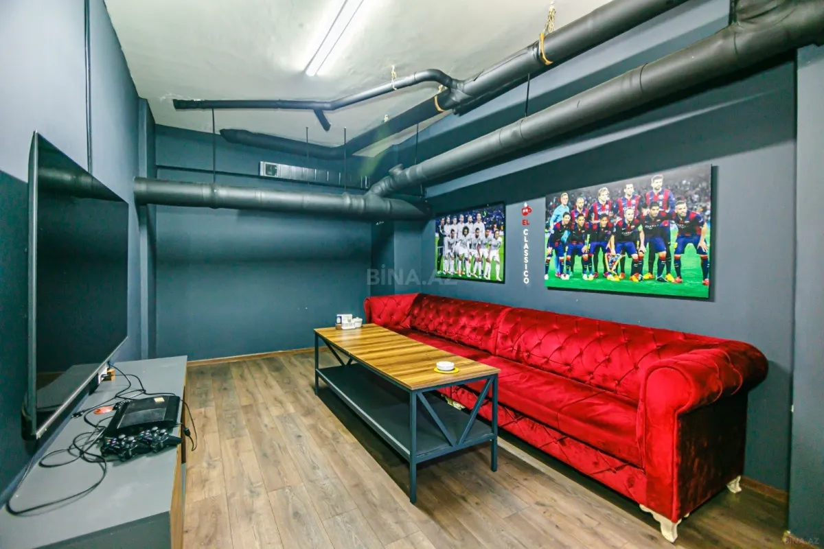 Satılır obyekt 457 m²