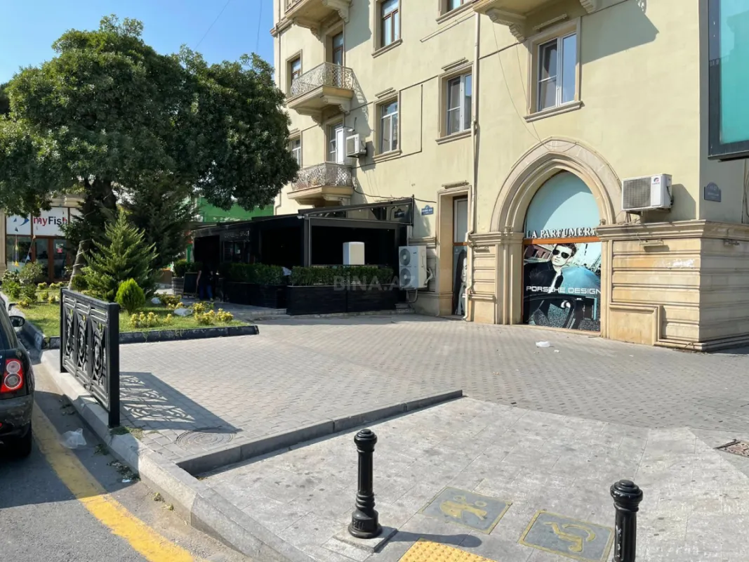 Satılır obyekt 60 m²