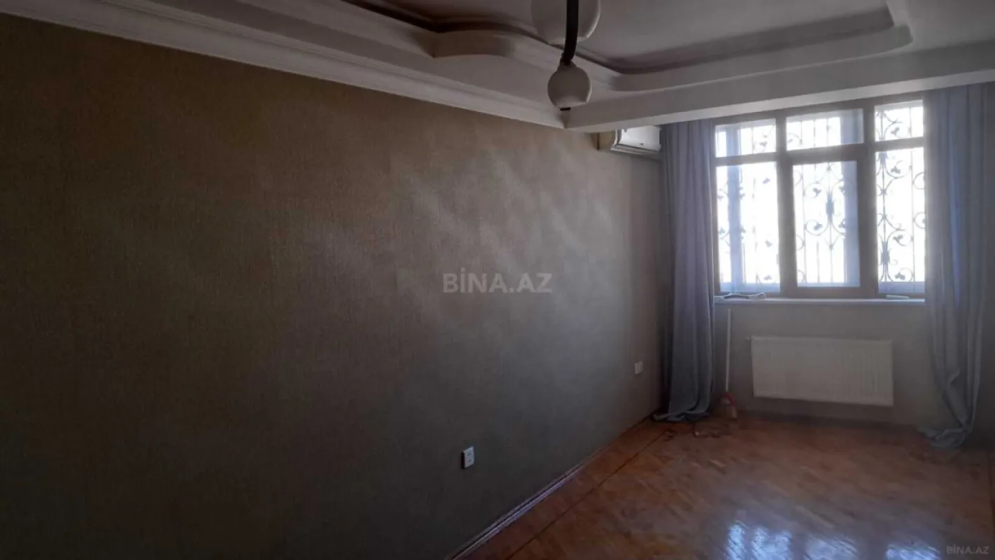 Satılır 2 otaqlı mənzil 75 m²