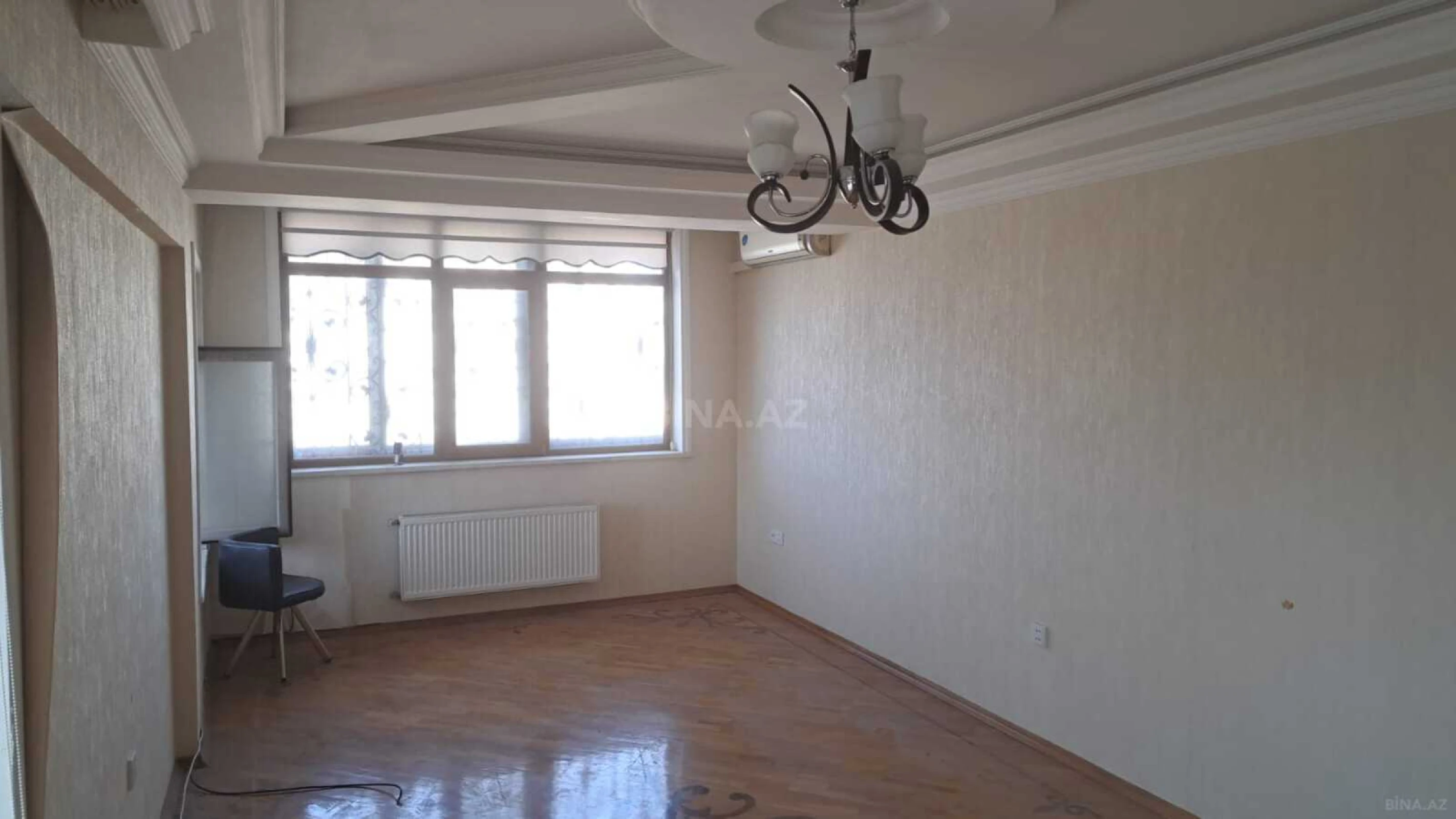 Satılır 2 otaqlı mənzil 75 m²