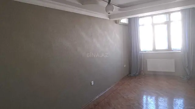 Satılır 2 otaqlı mənzil 75 m²