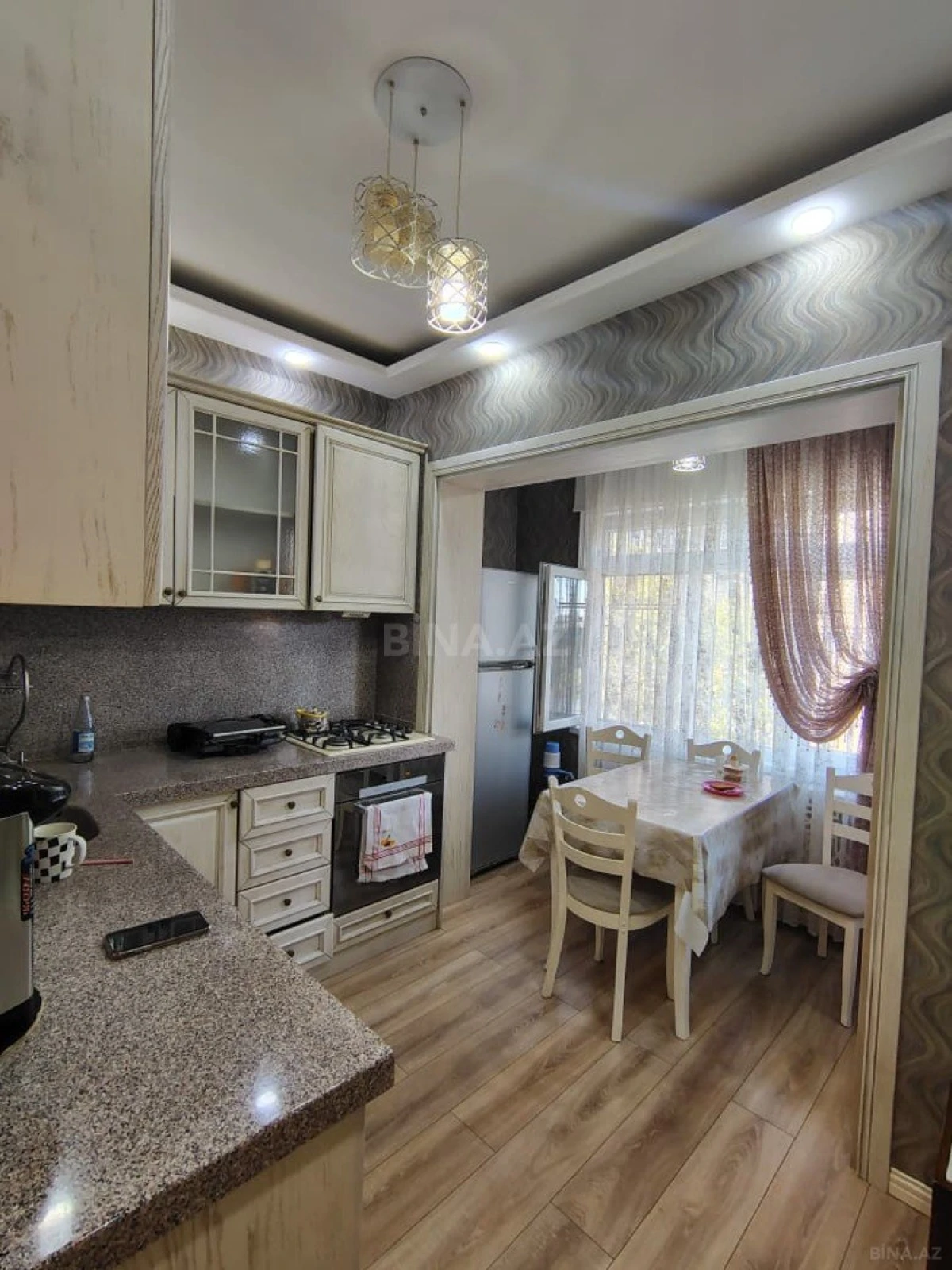 Satılır 3 otaqlı mənzil 70 m²