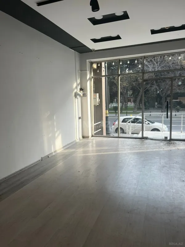 Satılır obyekt 40 m²