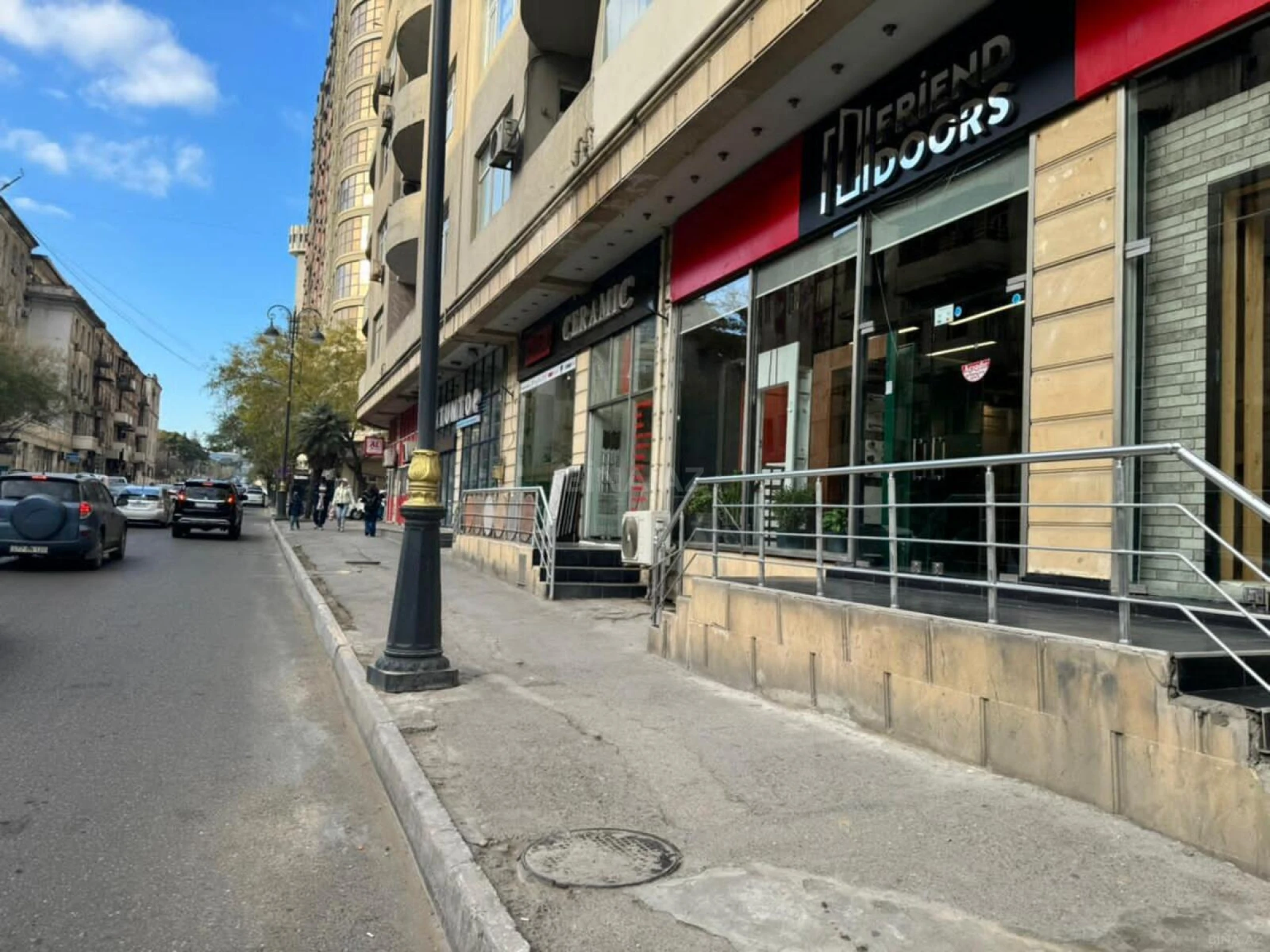 Satılır obyekt 134 m²