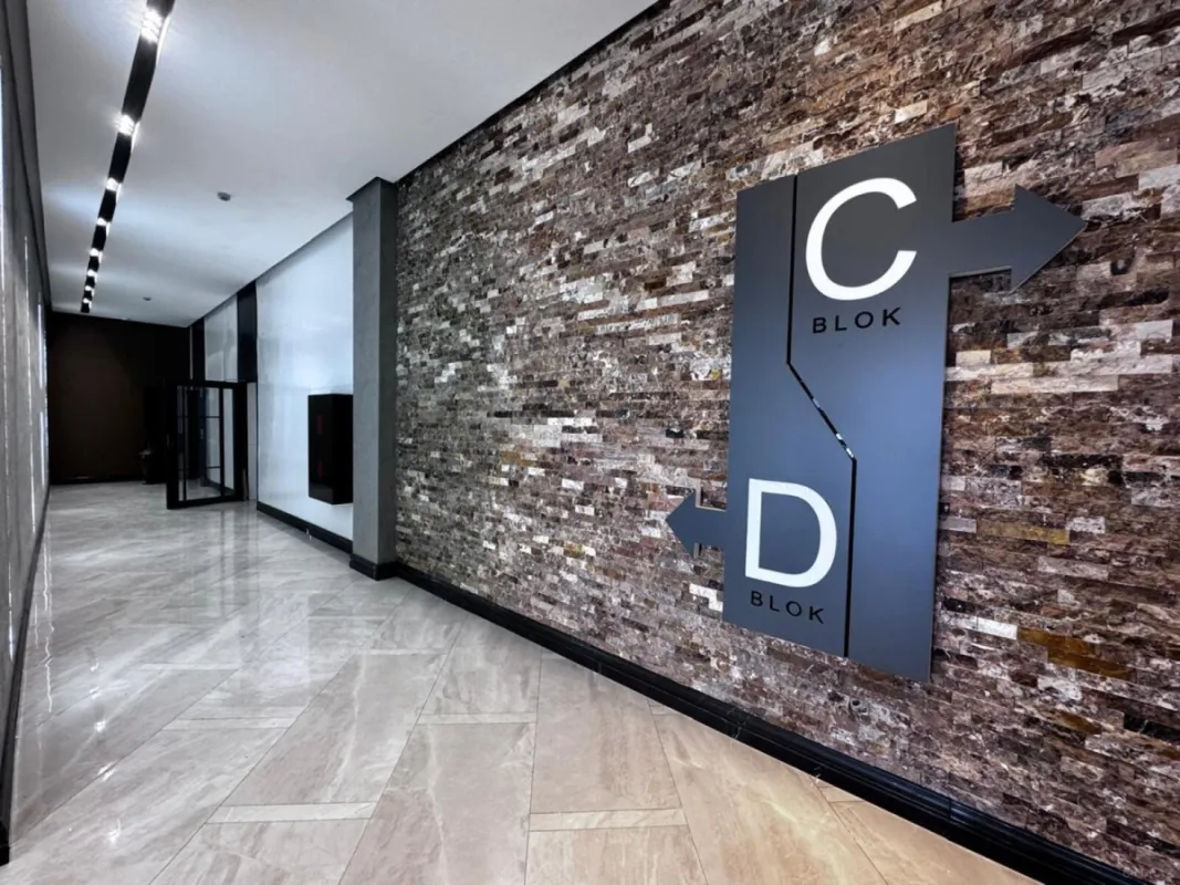 Satılır 1 otaqlı mənzil 59 m²