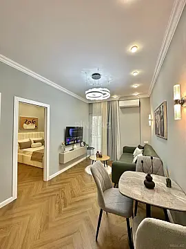 Satılır 2 otaqlı mənzil 42 m²