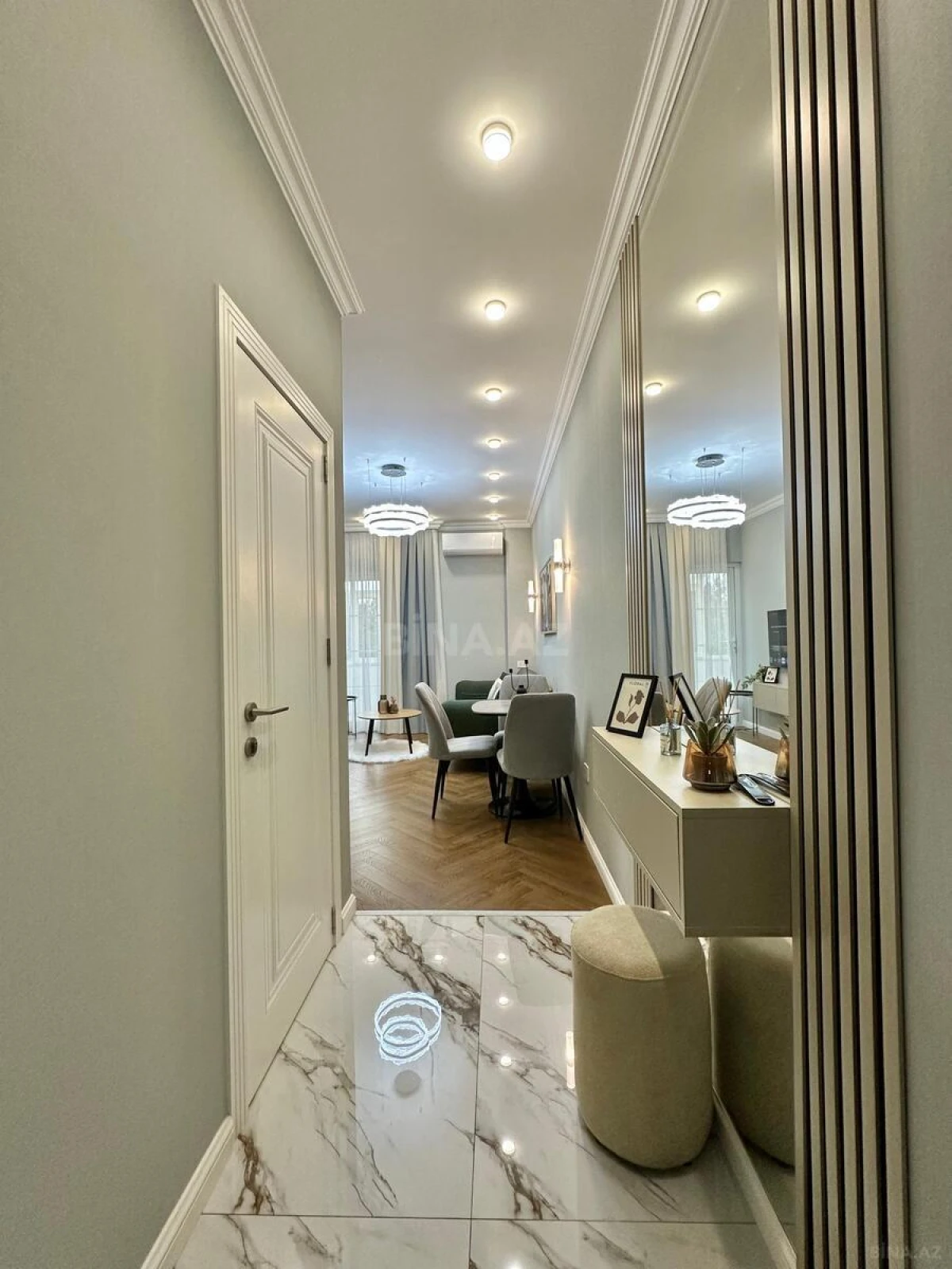 Satılır 2 otaqlı mənzil 42 m²