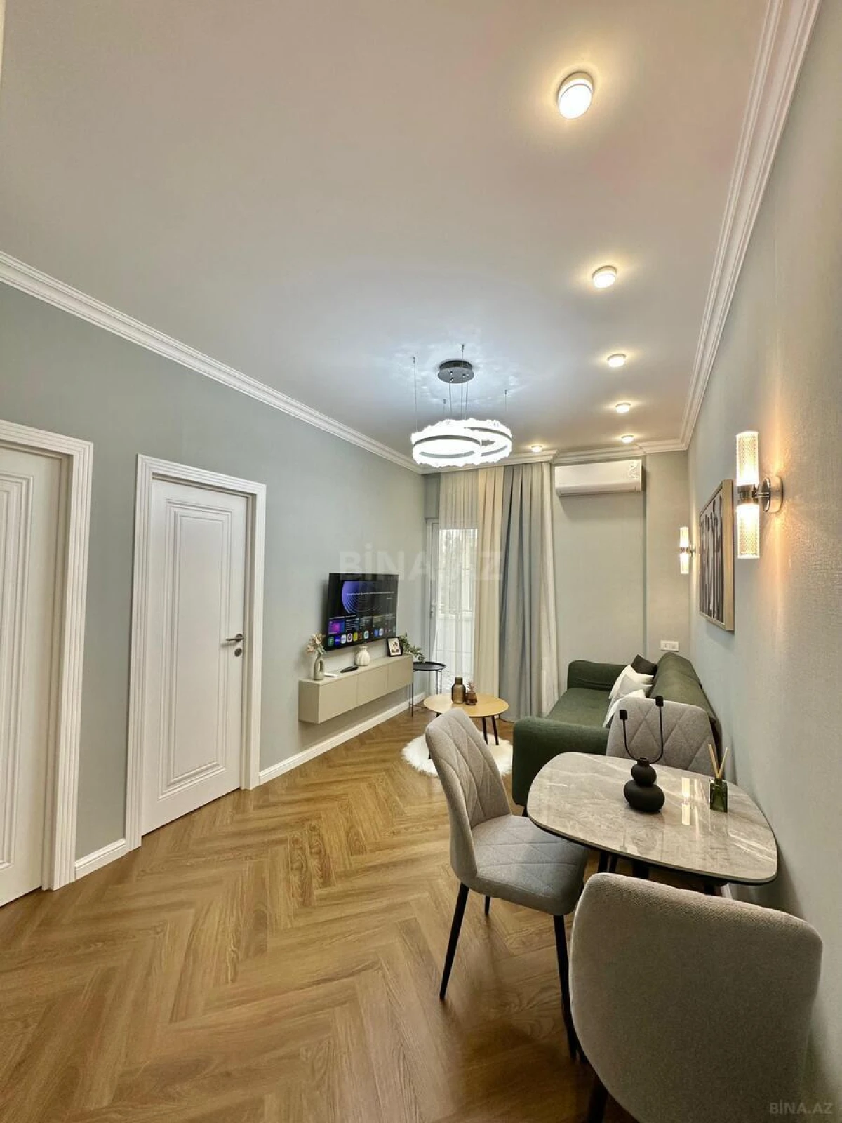 Satılır 2 otaqlı mənzil 42 m²