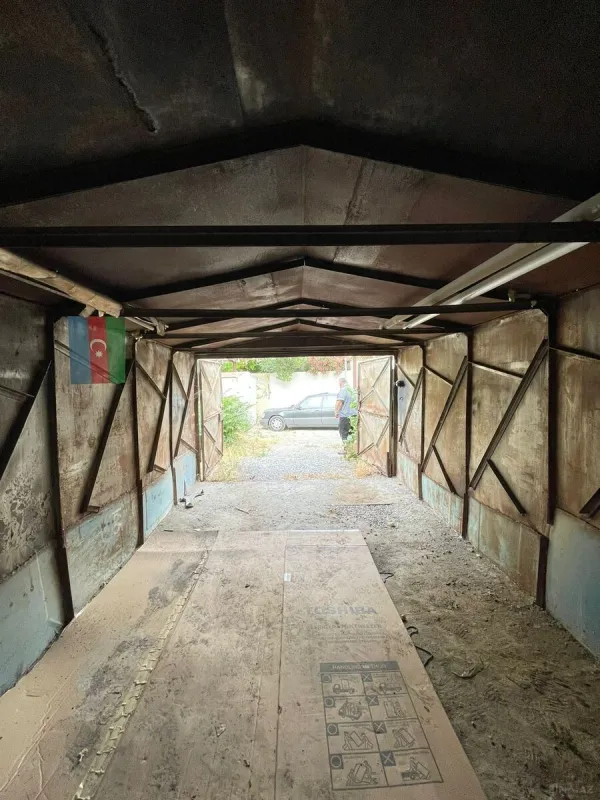 Satılır qaraj 20 m²