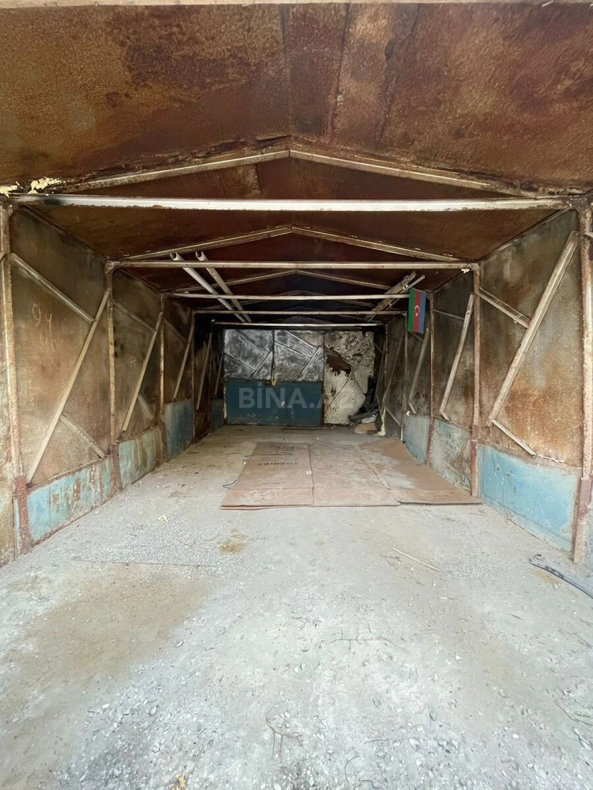 Satılır qaraj 20 m²