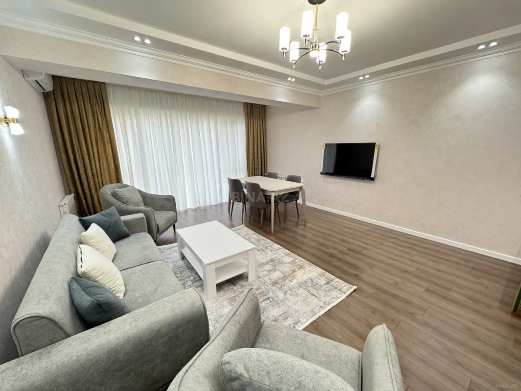 Kirayə verilir 2 otaqlı mənzil 96 m²