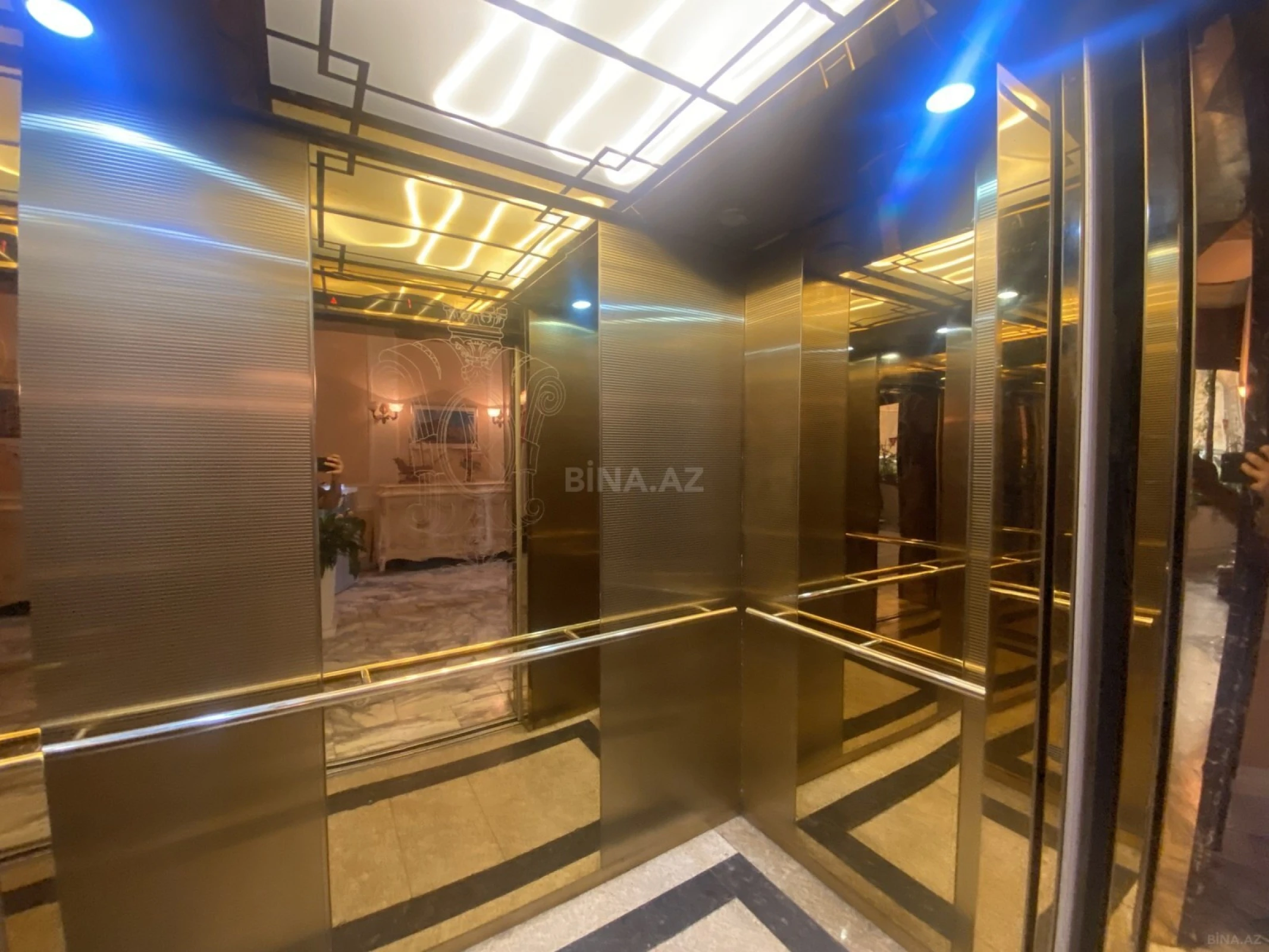 Kirayə verilir 3 otaqlı mənzil 201 m²