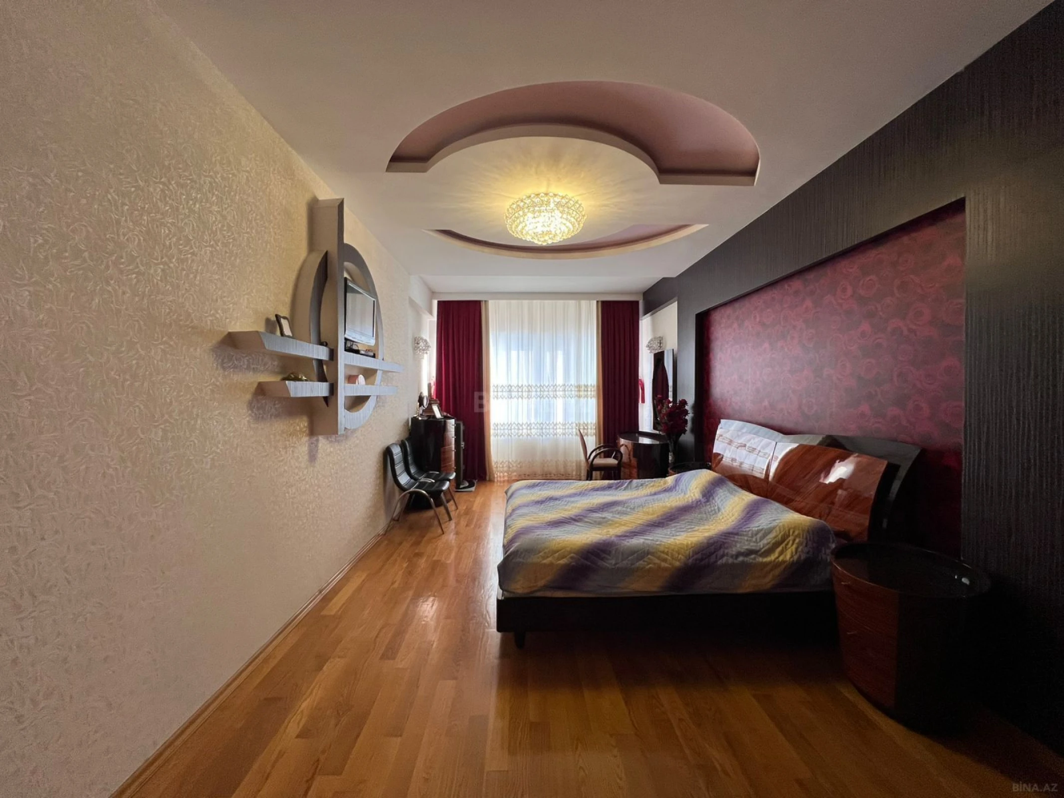 Kirayə verilir 3 otaqlı mənzil 201 m²