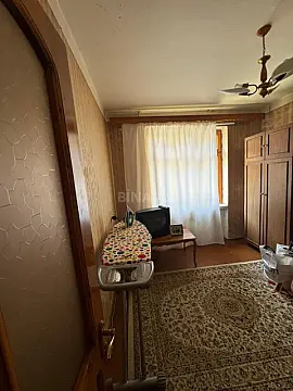 Satılır 5 otaqlı mənzil 120 m²