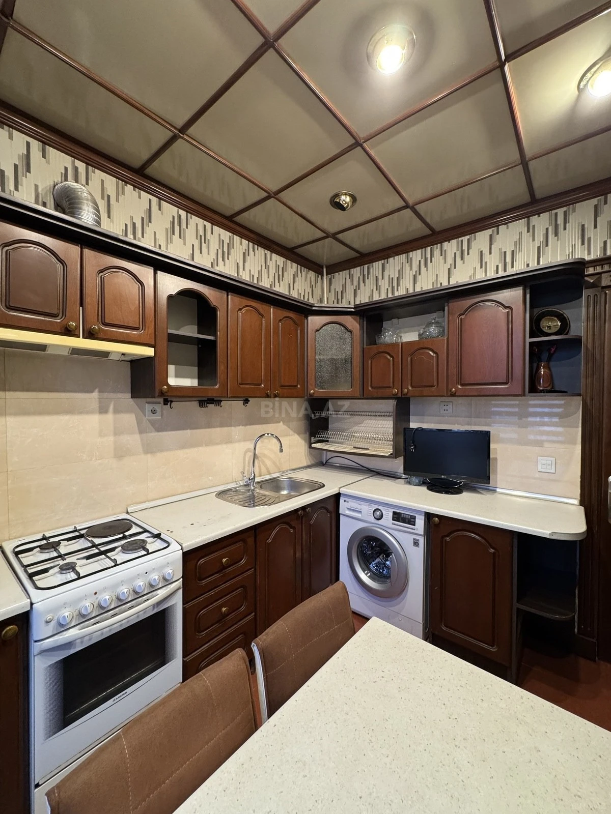 Satılır 2 otaqlı mənzil 55 m²