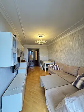 Satılır 2 otaqlı mənzil 55 m²