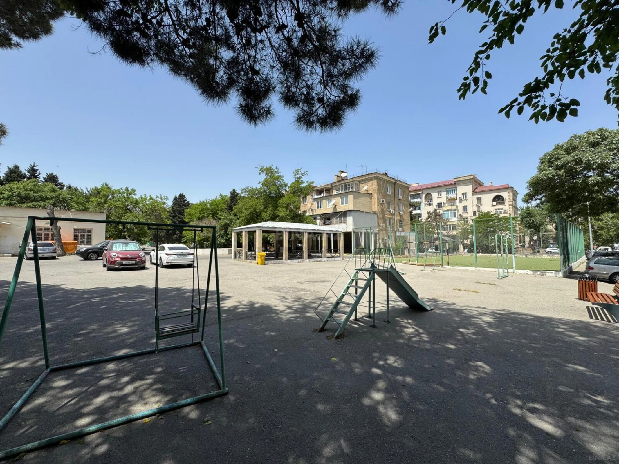 Satılır 2 otaqlı mənzil 55 m²