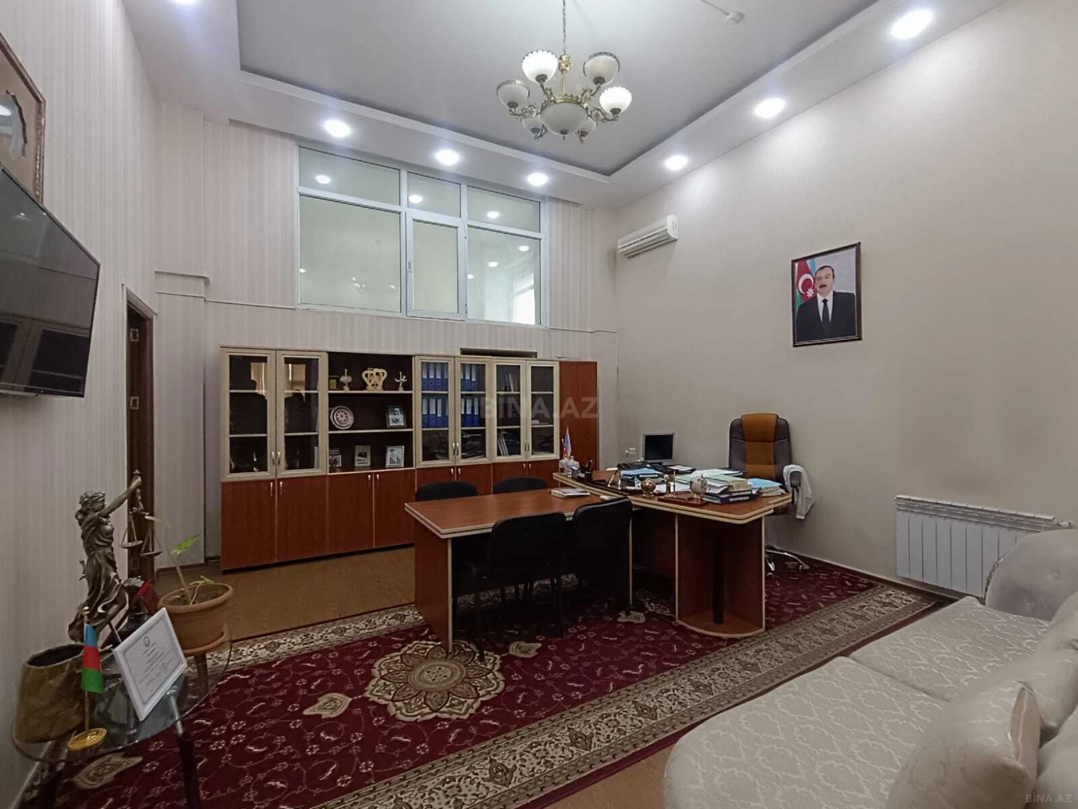 Satılır obyekt 265 m²