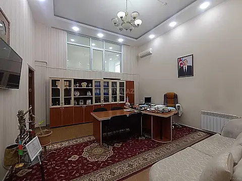 Satılır obyekt 265 m²