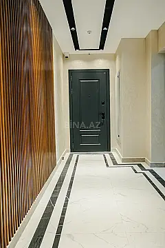 Satılır 4 otaqlı mənzil 147.8 m²