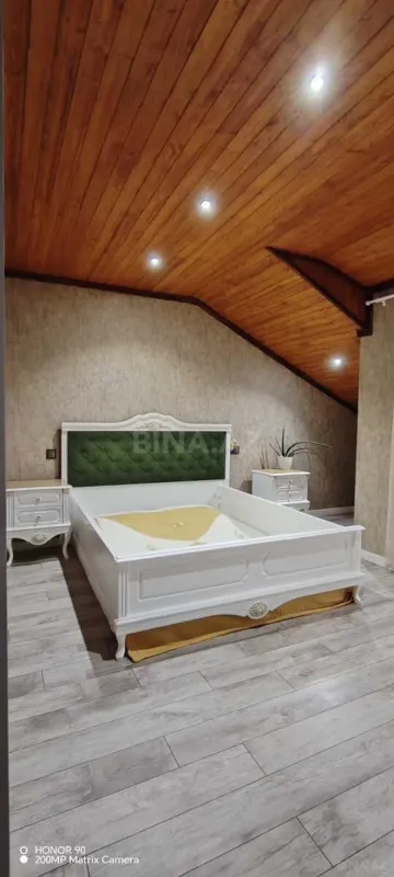 Satılır 5 otaqlı həyət evi 136.7 m²