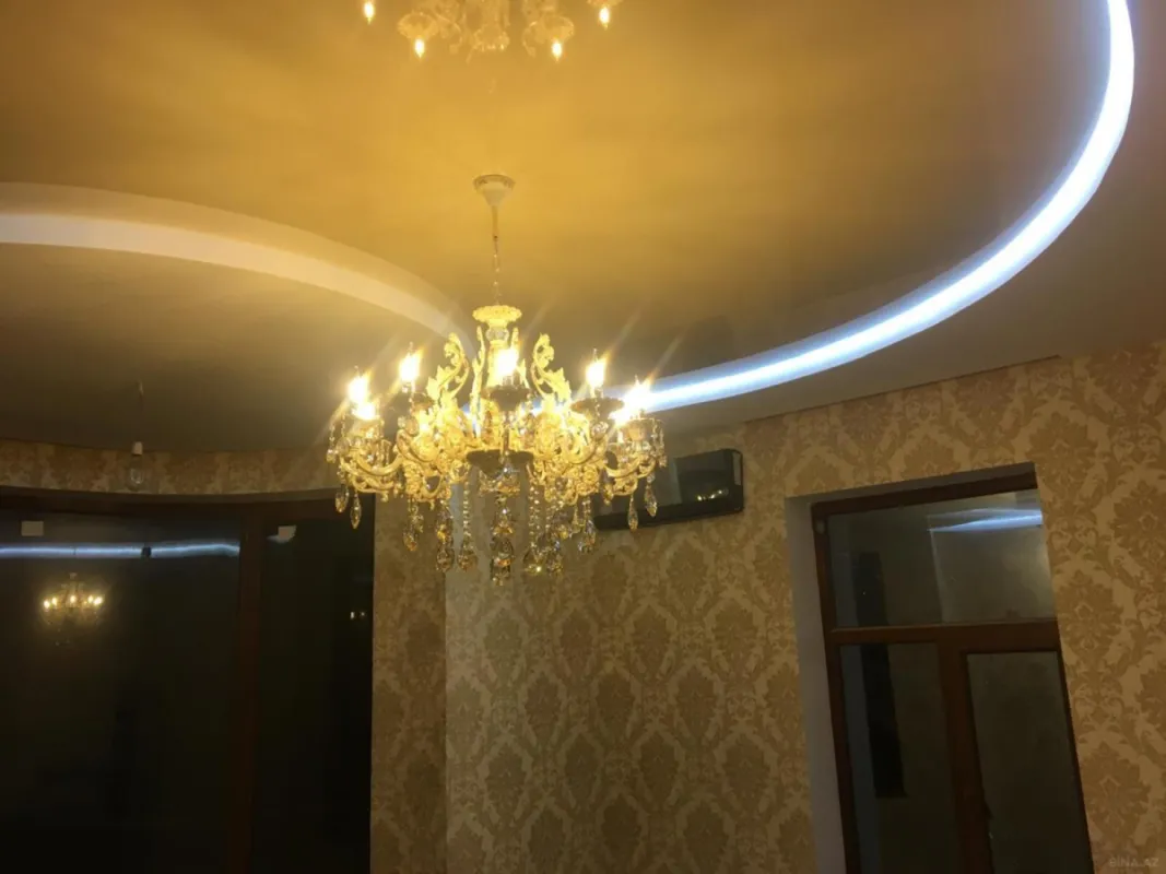 Satılır 6 otaqlı həyət evi 160 m²