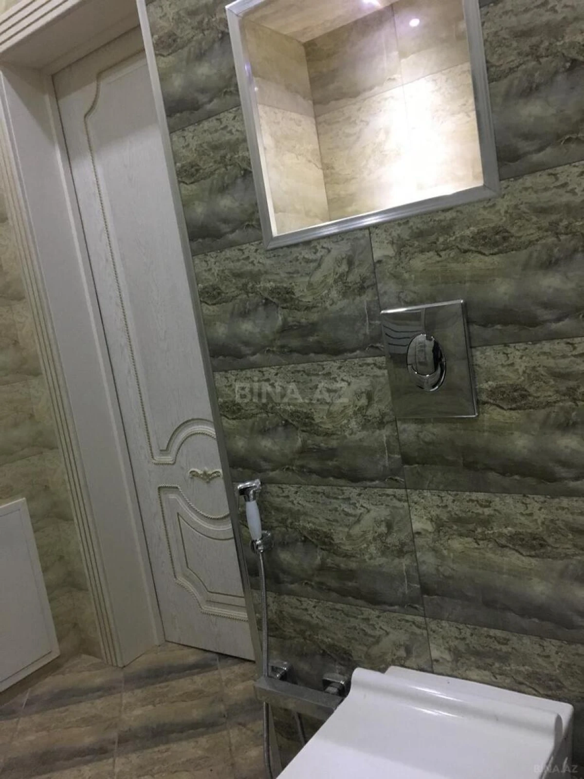 Satılır 6 otaqlı həyət evi 160 m²