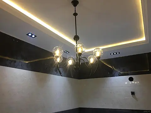 Satılır 6 otaqlı həyət evi 160 m²