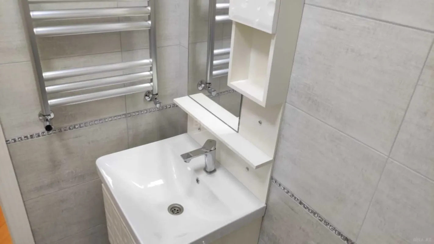 Satılır 1 otaqlı mənzil 47 m²