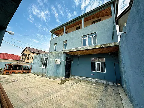 Satılır 8 otaqlı həyət evi 390 m² — Bakı, Badamdar 8 otaq 390.00 m²