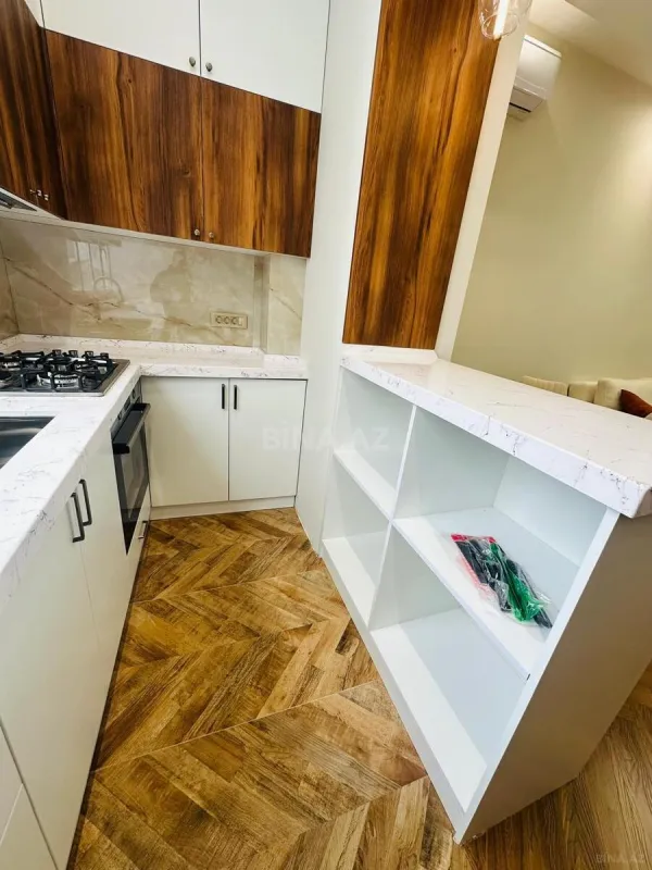 Satılır 2 otaqlı mənzil 73 m²