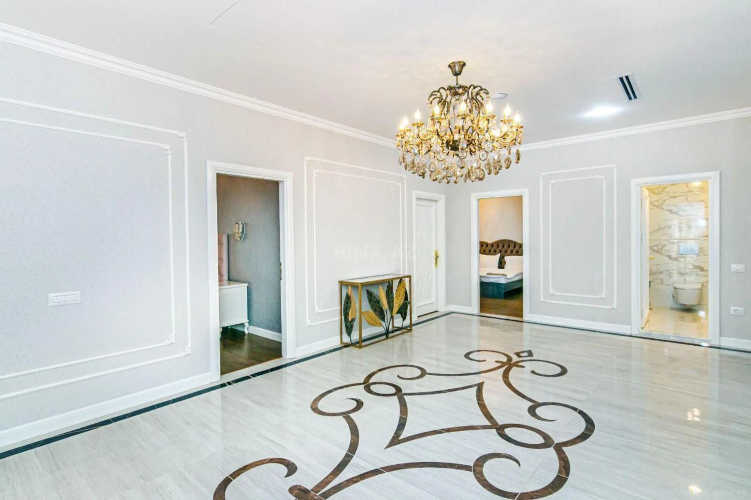 Kirayə verilir 2 otaqlı mənzil 105 m²