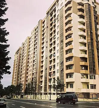 Satılır 3 otaqlı mənzil 123 m² — Bakı, Həzi Aslanov qəs. 3 otaq 123.00 m²