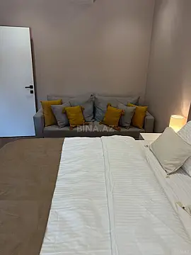 Kirayə verilir 2 otaqlı mənzil 40 m²