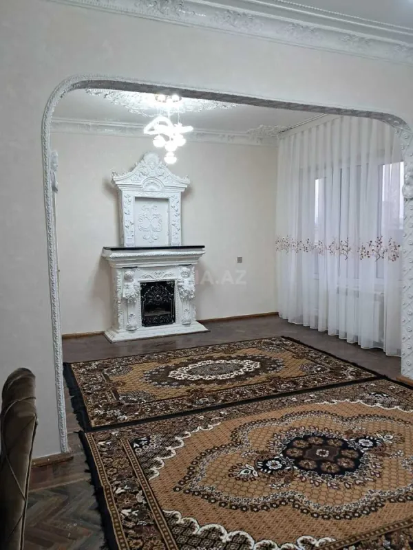 Kirayə verilir 4 otaqlı mənzil 100 m²