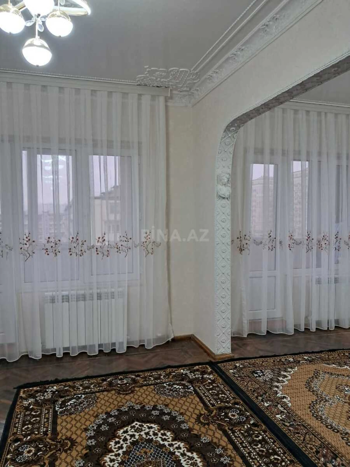 Kirayə verilir 4 otaqlı mənzil 100 m²