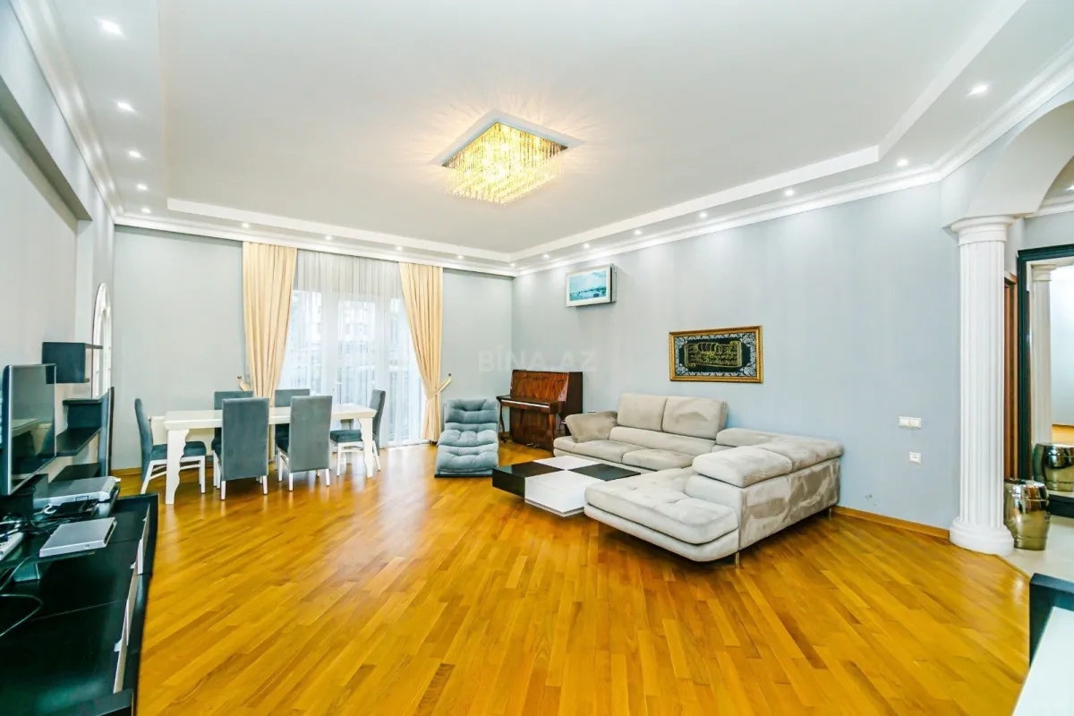 Kirayə verilir 3 otaqlı mənzil 114 m²