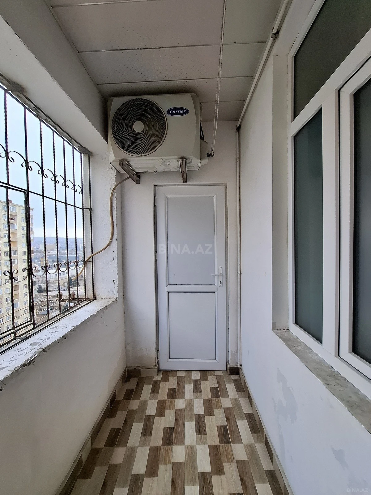 Satılır 4 otaqlı mənzil 120 m²