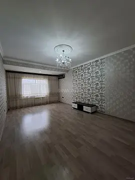 Satılır 4 otaqlı mənzil 120 m²