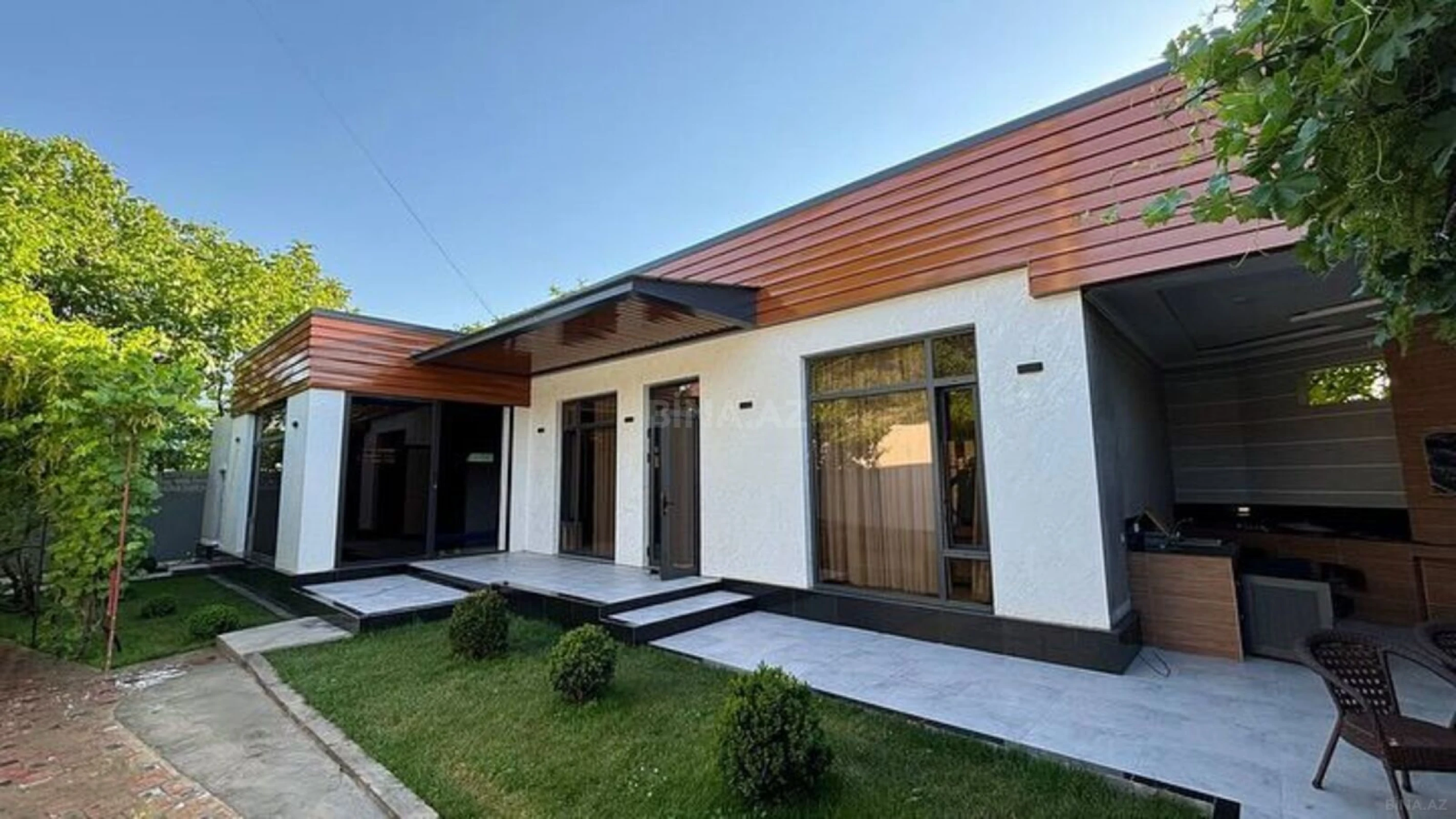 Kirayə verilir 4 otaqlı həyət evi 200 m²