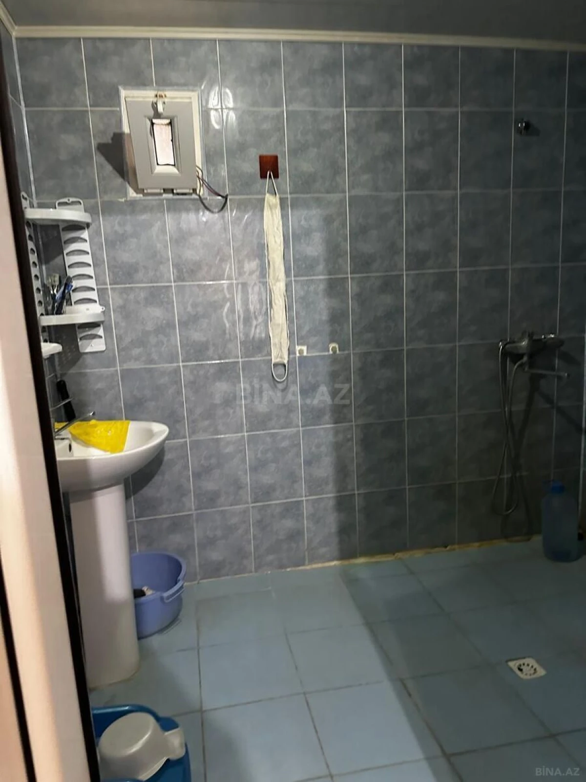 Satılır 4 otaqlı həyət evi 160 m²