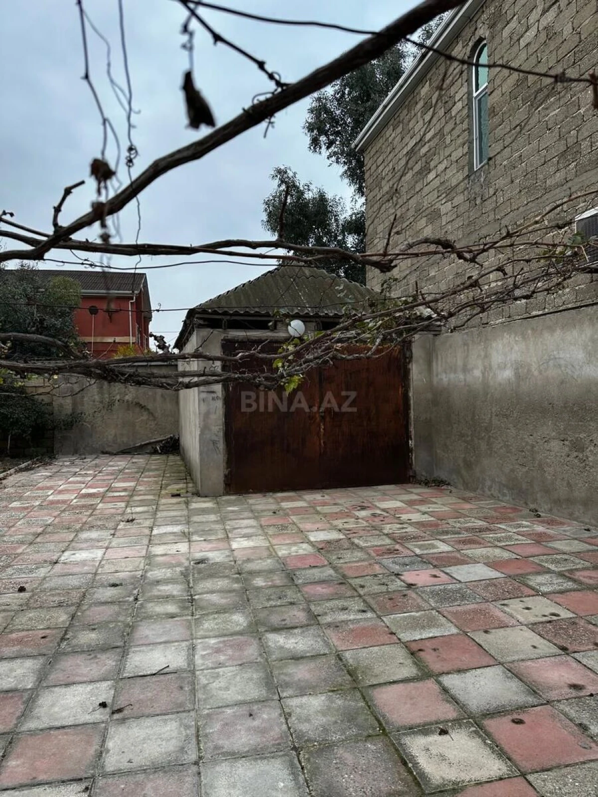 Satılır 4 otaqlı həyət evi 160 m²
