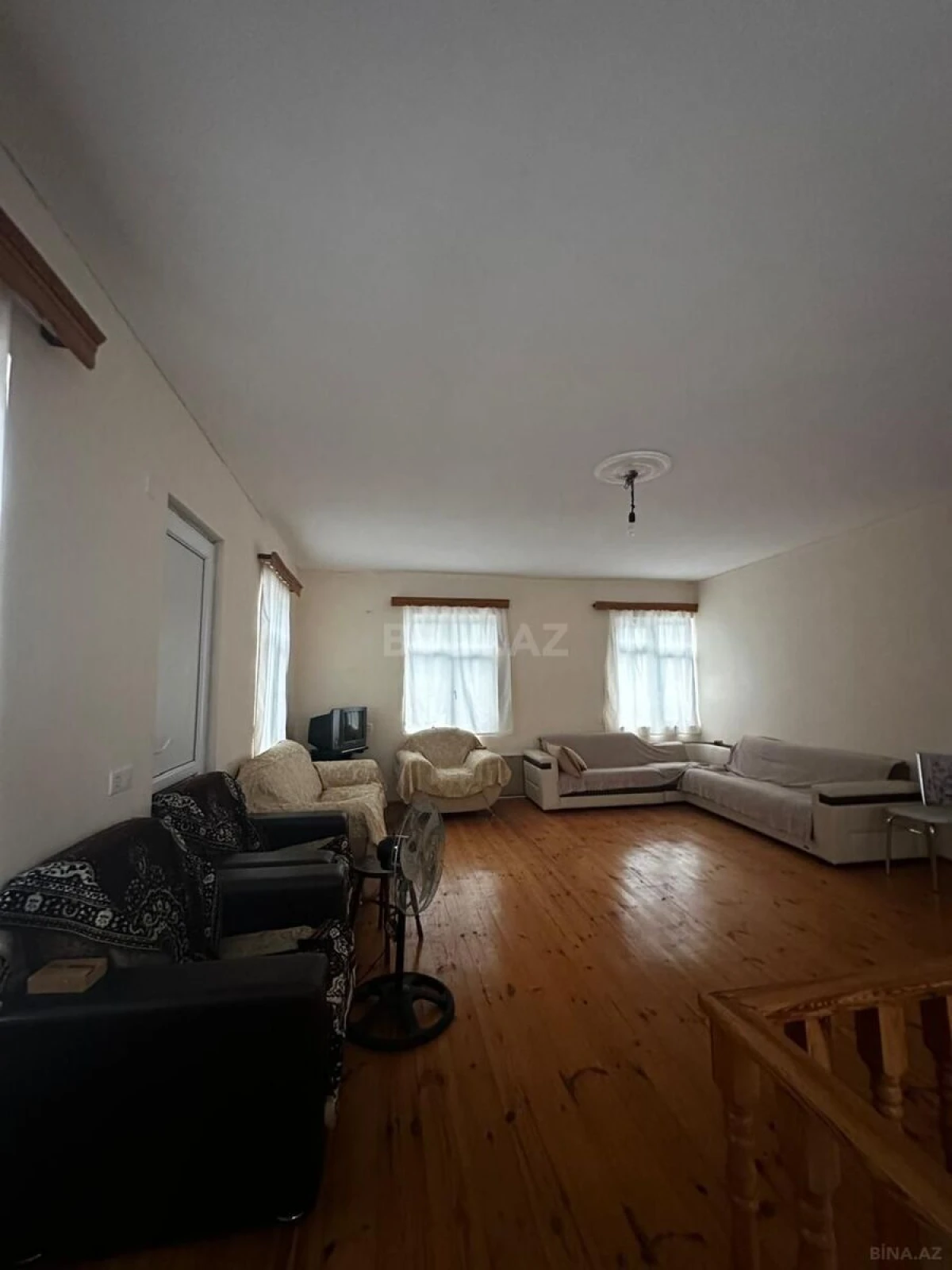 Satılır 4 otaqlı həyət evi 160 m²