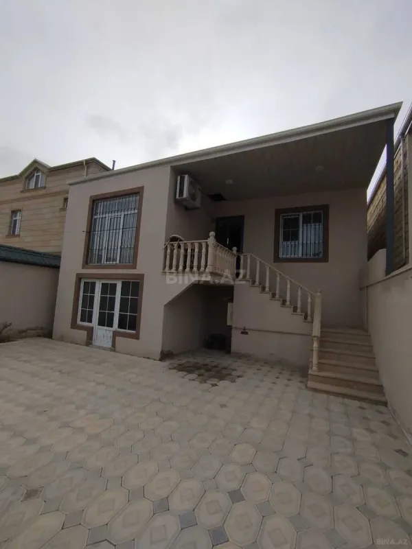 Satılır 4 otaqlı həyət evi 125 m²