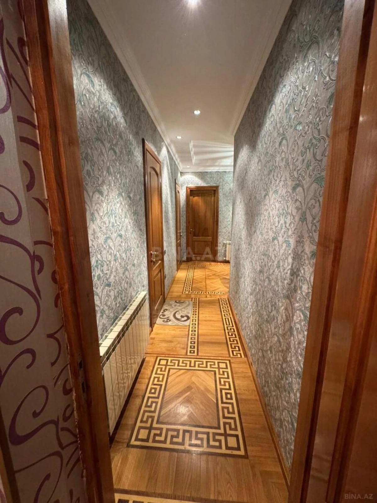 Kirayə verilir 2 otaqlı mənzil 115 m²